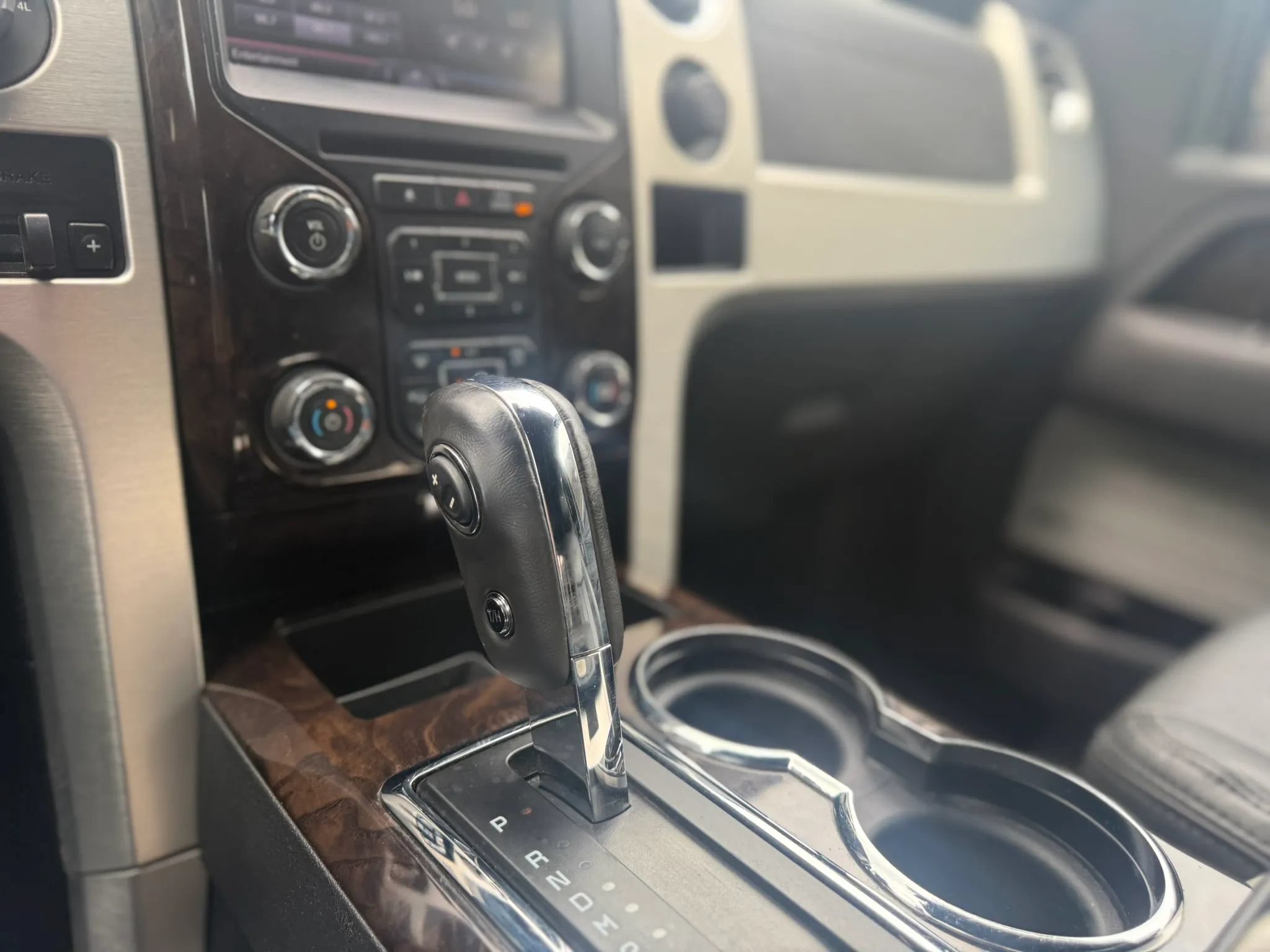 Used 2013 Ford F150 Platinum AWD/4WD image 29