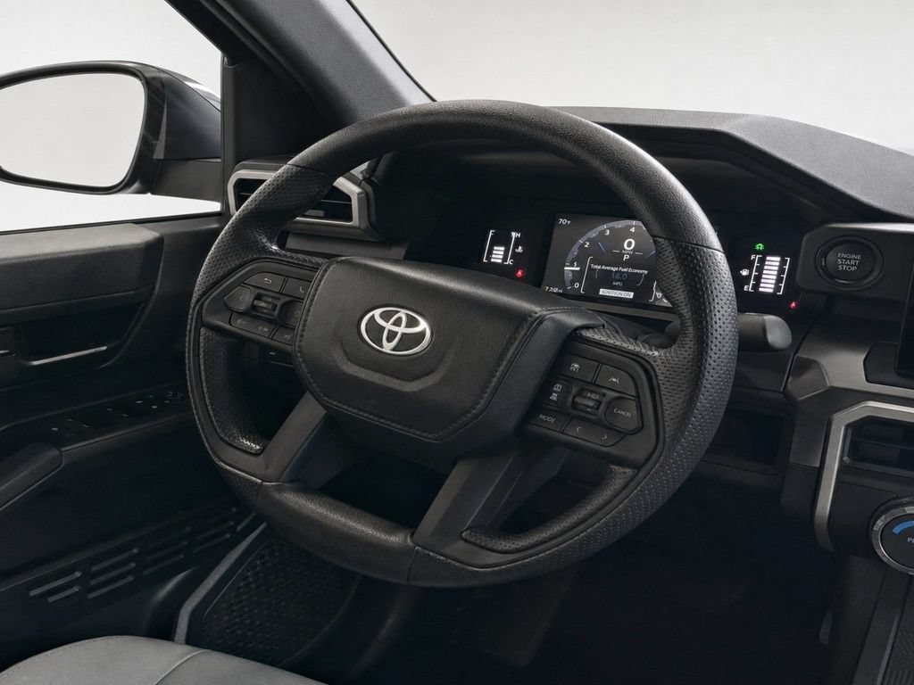 Used 2025 Toyota Tacoma SR5 AWD/4WD image 34