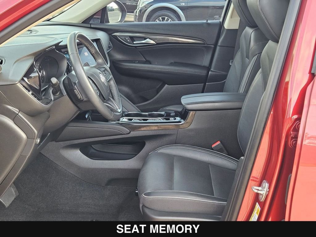 Used 2021 Buick Envision Essence FWD image 11