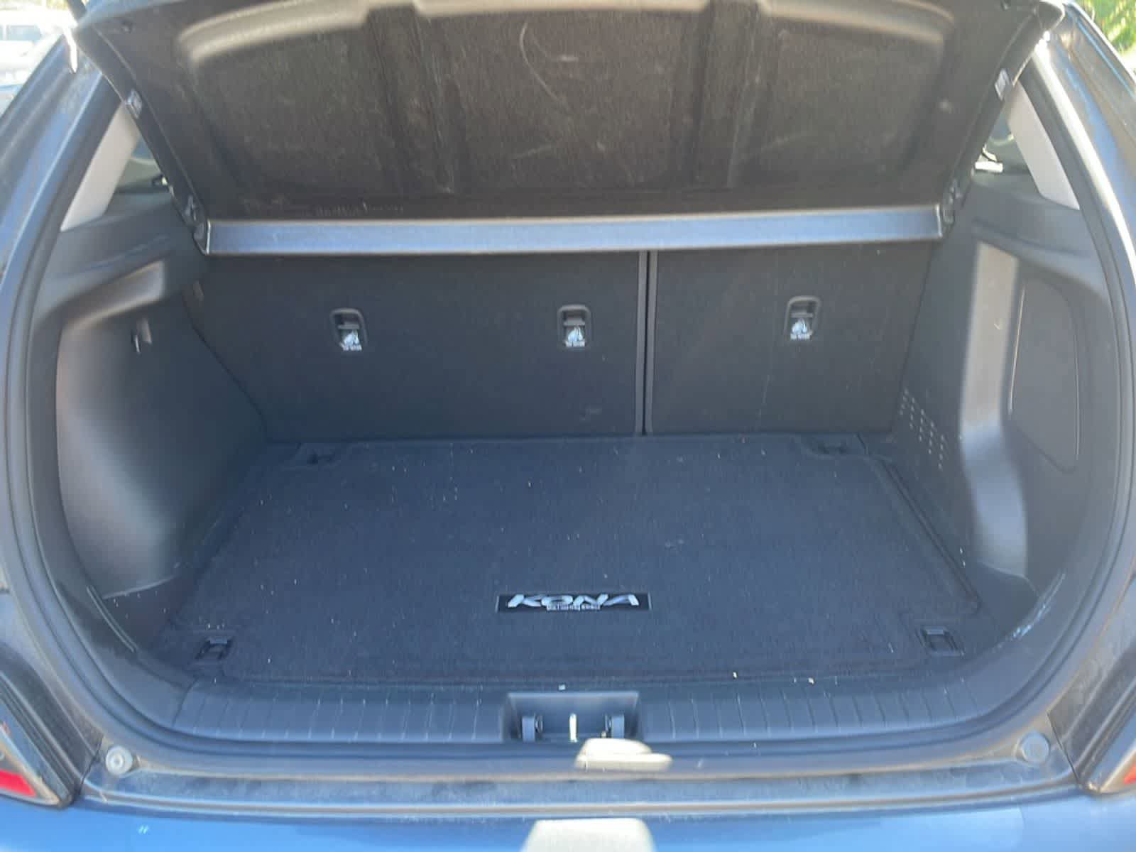 Used 2022 Hyundai Kona Limited AWD/4WD image 7
