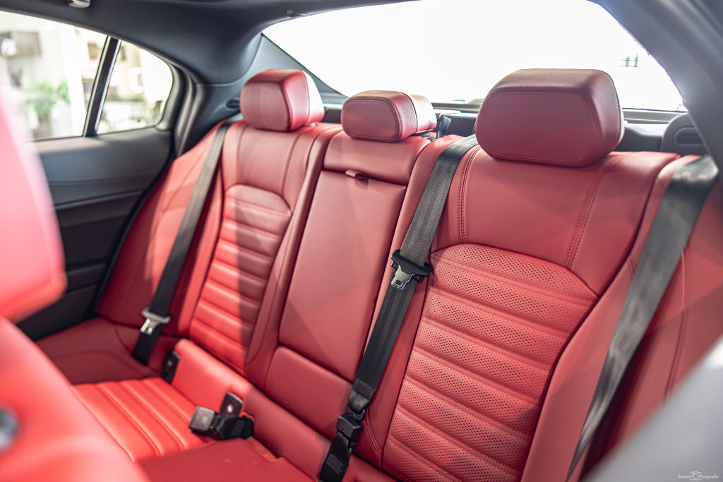 New 2026 Alfa Romeo Giulia AWD w/ Driving Assist Package image 32