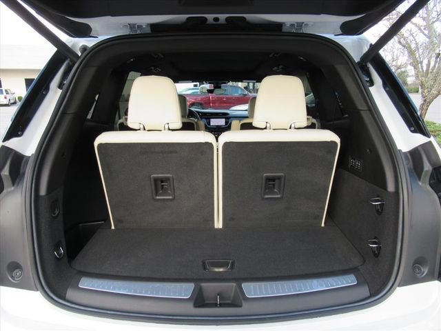 Used 2023 Cadillac XT6 Sport w/ Technology Package image 37