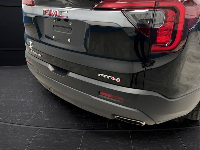 Used 2022 GMC Acadia AT4 w/ Technology Package AWD/4WD image 9