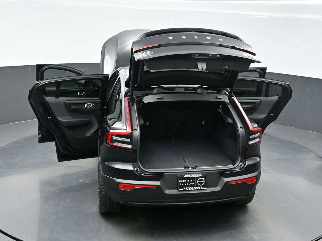 Used 2023 Volvo C40 P8 Recharge Ultimate image 36