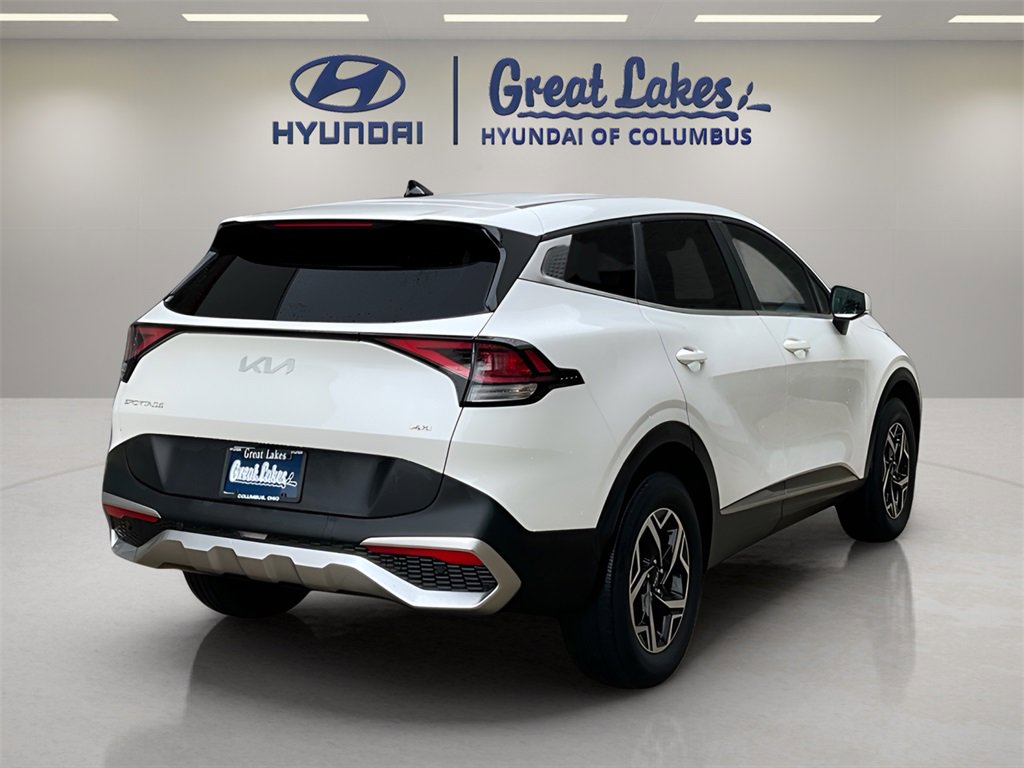 Used 2024 Kia Sportage LX image 5