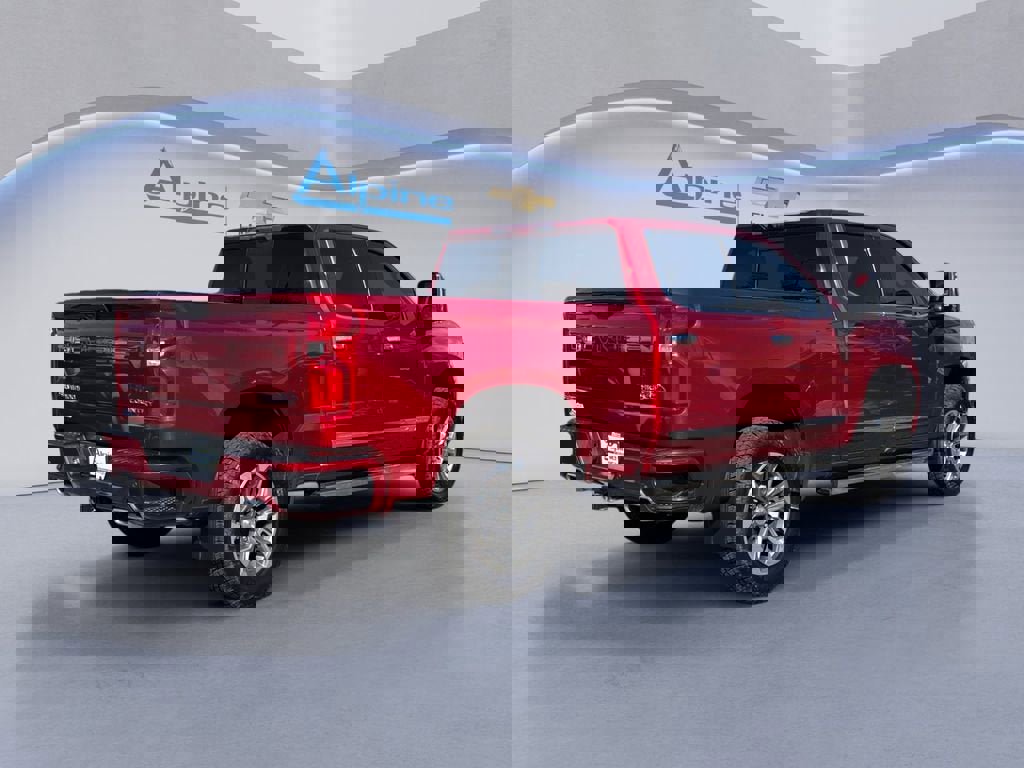 Used 2024 Chevrolet Silverado 1500 High Country w/ Technology Package image 5