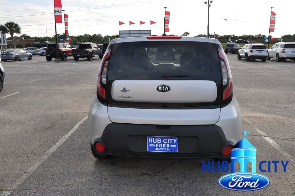 Used 2016 Kia Soul FWD image 4