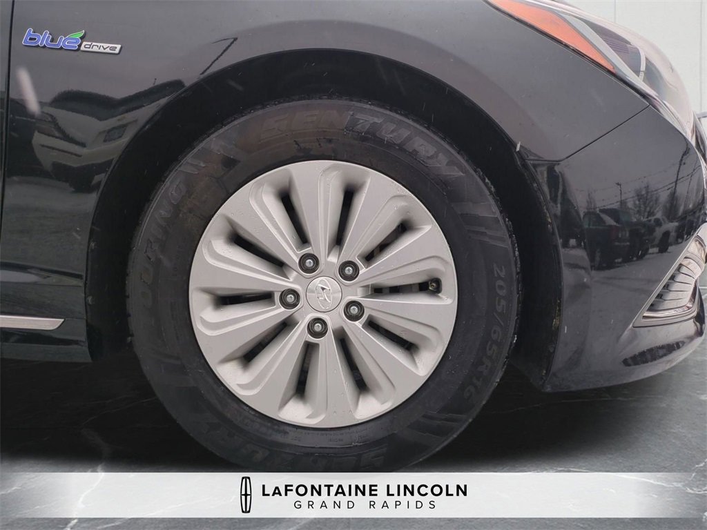 Used 2016 Hyundai Sonata SE image 32