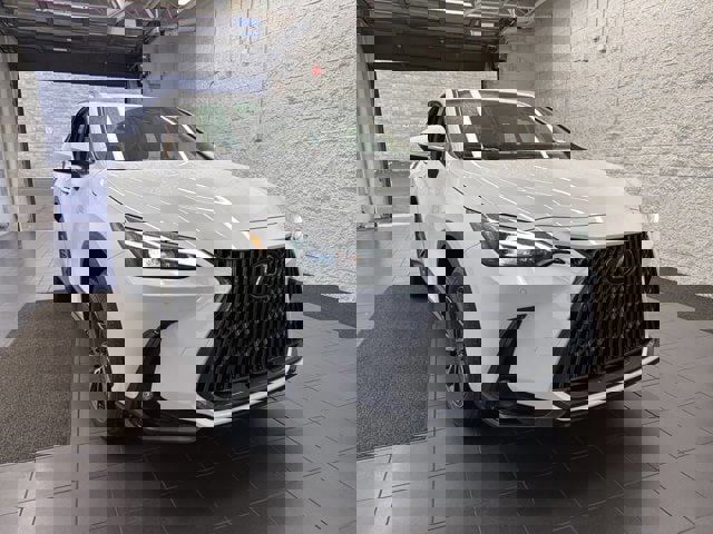 New 2026 Lexus NX 350 AWD image 2