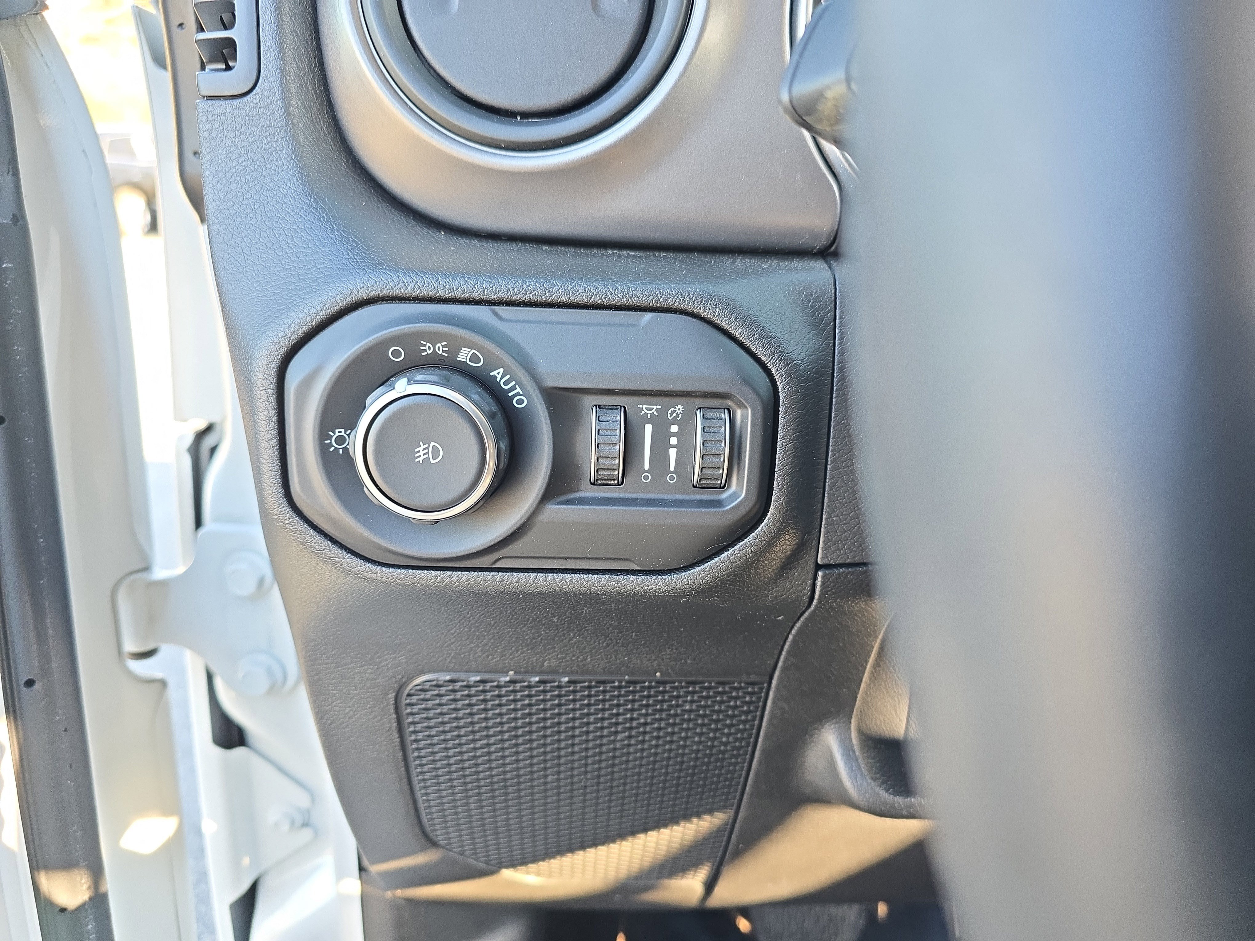 Used 2021 Jeep Wrangler Unlimited Willys image 23