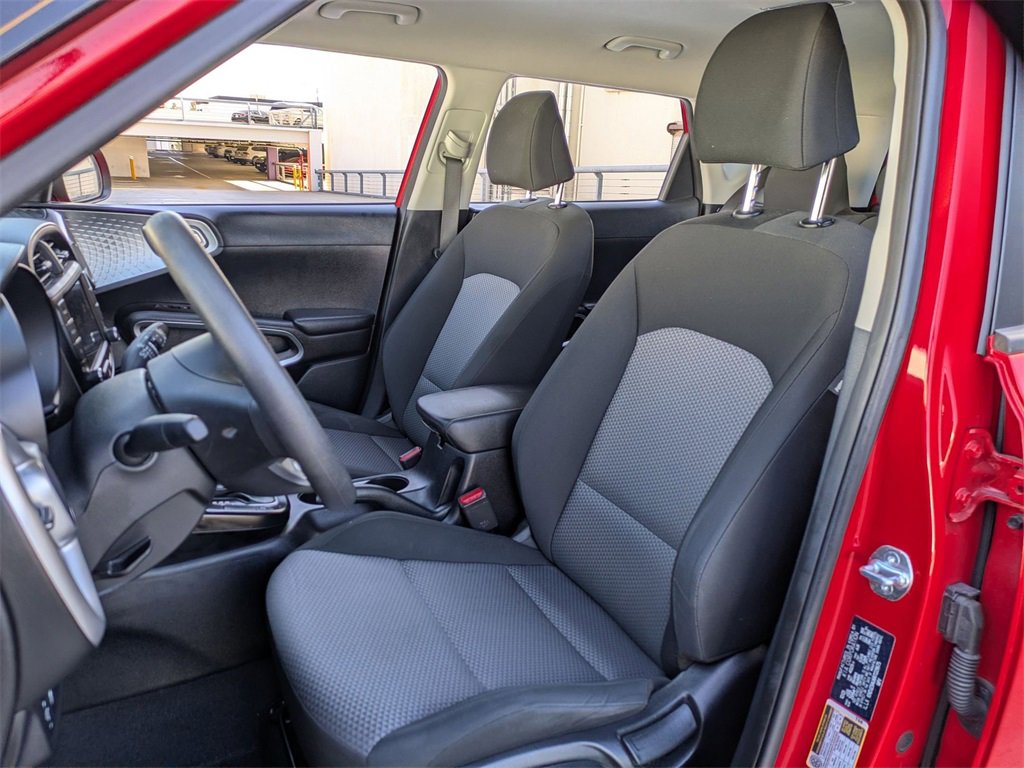 Used 2024 Kia Soul LX w/ Option Group 015 image 23