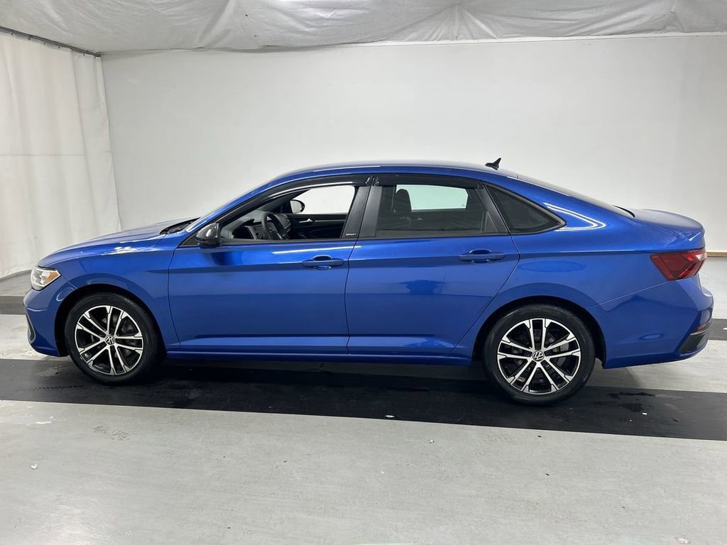 Certified 2023 Volkswagen Jetta Sport FWD image 6