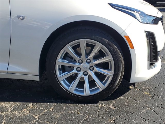 Used 2022 Cadillac CT5 Luxury w/ Sun And Sound Package image 9