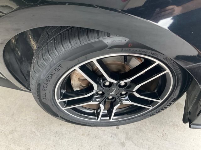 Used 2020 Ford Mustang Premium RWD image 26