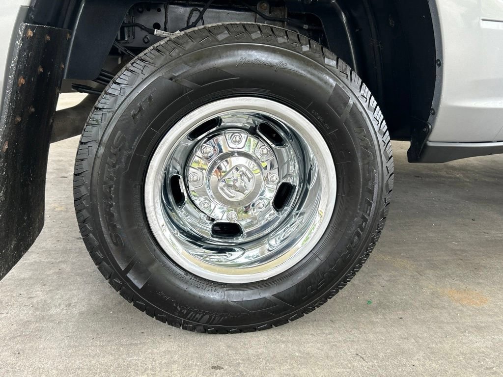 Used 2024 RAM 3500 Big Horn AWD/4WD image 23