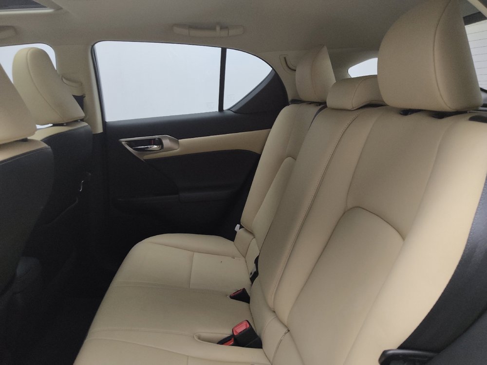 Used 2015 Lexus CT 200h FWD image 18