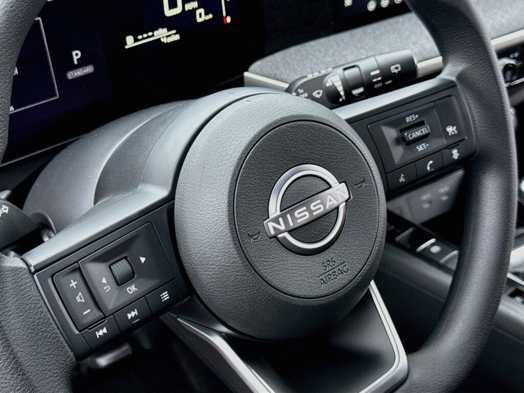 New 2026 Nissan Kicks SV w/ Cold Weather Package FWD image 5