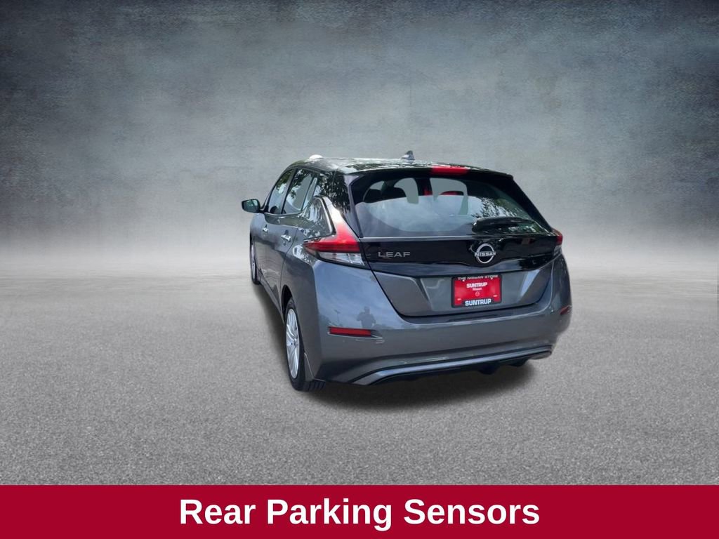 Used 2025 Nissan Leaf S image 9