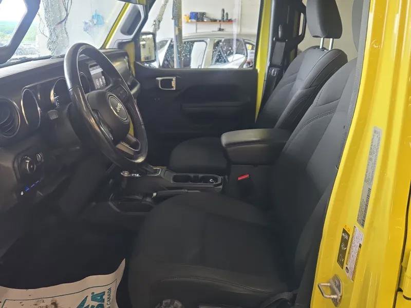 Used 2023 Jeep Wrangler Unlimited w/ Cold Weather Group AWD/4WD image 7