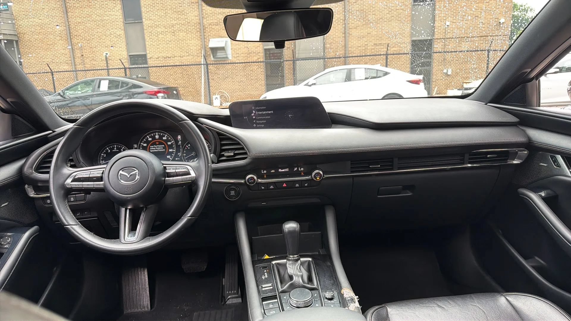 Used 2019 MAZDA MAZDA3 Hatchback w/ Premium Package FWD image 20