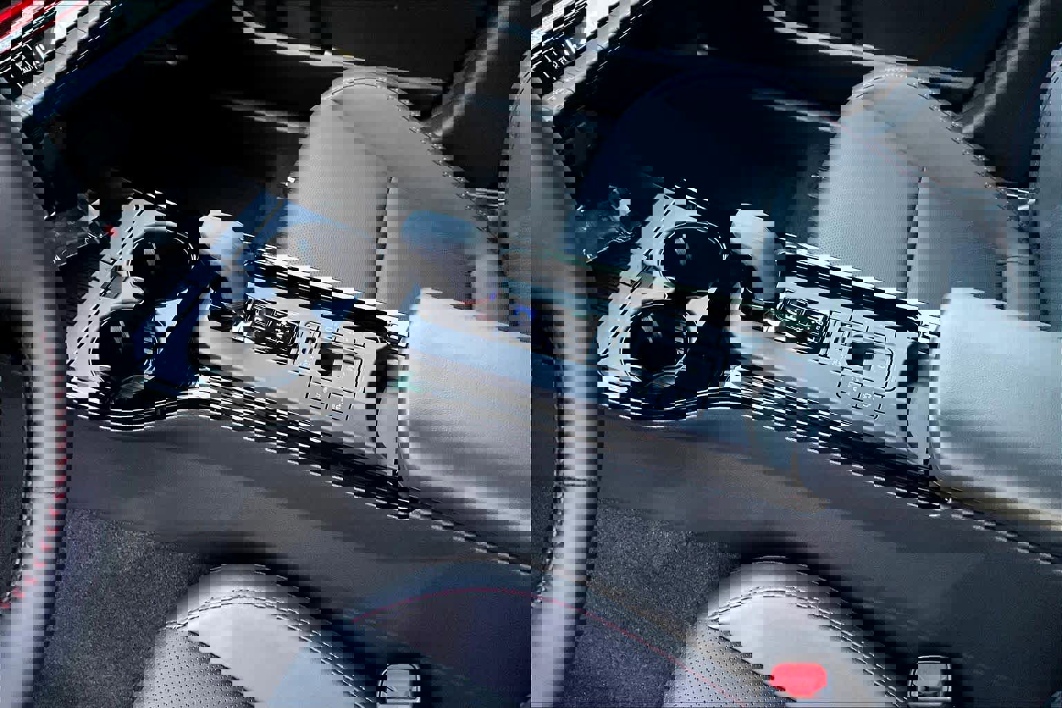 New 2026 Toyota Prius XSE image 7