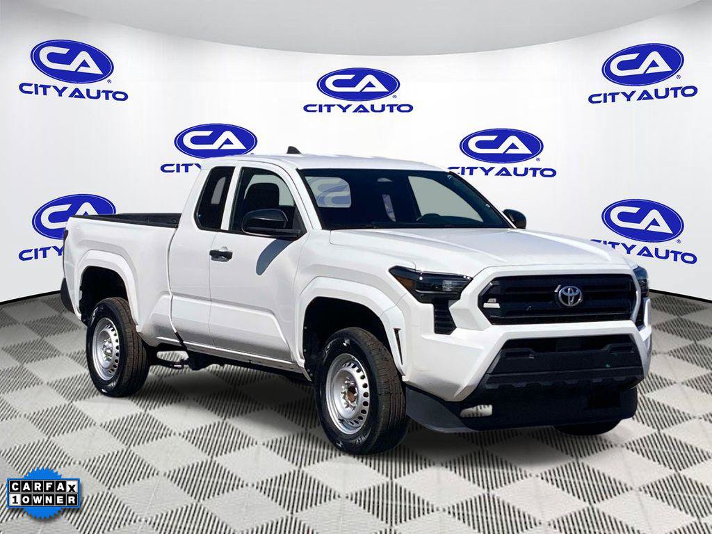 Used 2024 Toyota Tacoma SR RWD image 1
