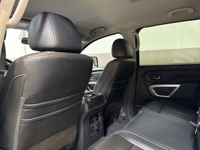 Used 2018 Nissan Titan SL w/ Chrome Package image 40