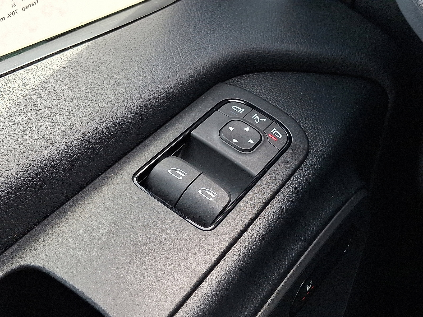 Used 2024 Mercedes-Benz Sprinter 2500 image 26
