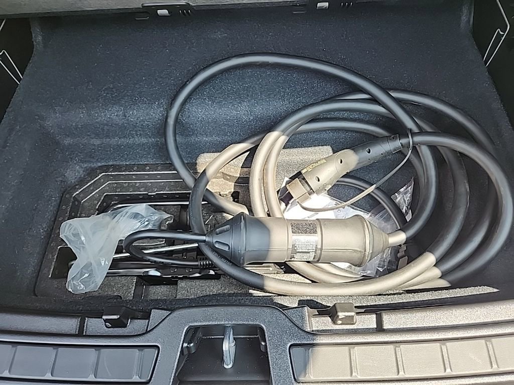 Certified 2024 Volvo XC40 Recharge Ultimate AWD/4WD image 40