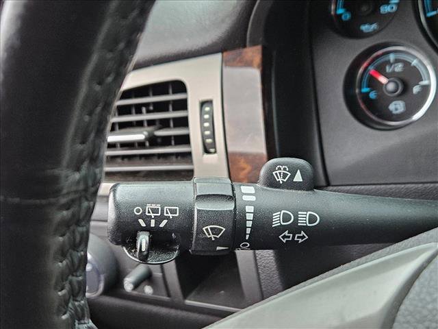 Used 2013 GMC Yukon XL Denali image 12