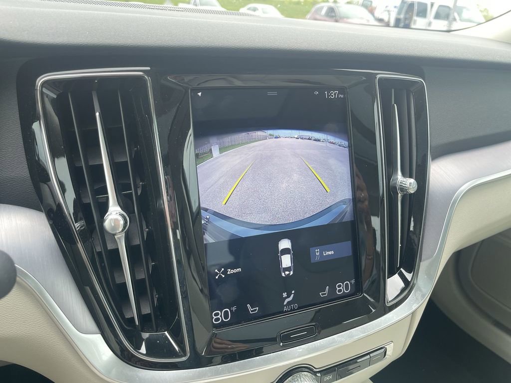 Used 2019 Volvo S60 T6 Momentum w/ Multimedia Package AWD/4WD image 28
