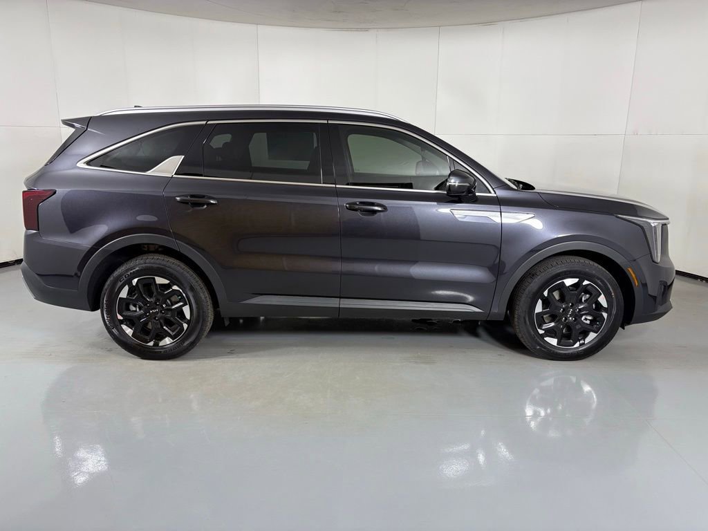 New 2026 Kia Sorento S w/ S Panoramic Sunroof Package image 9