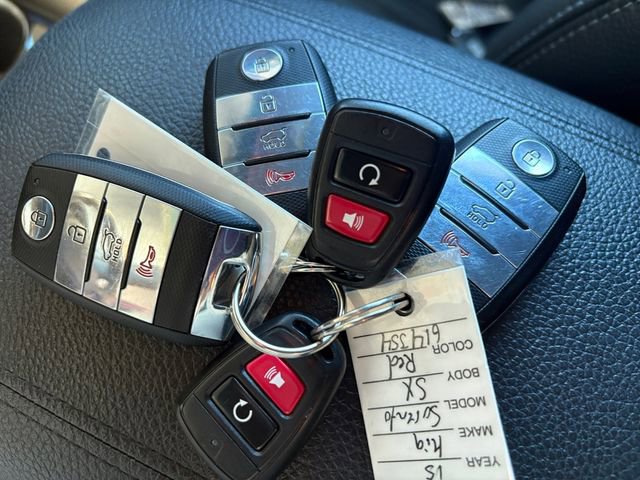 Used 2015 Kia Sorento SX image 23