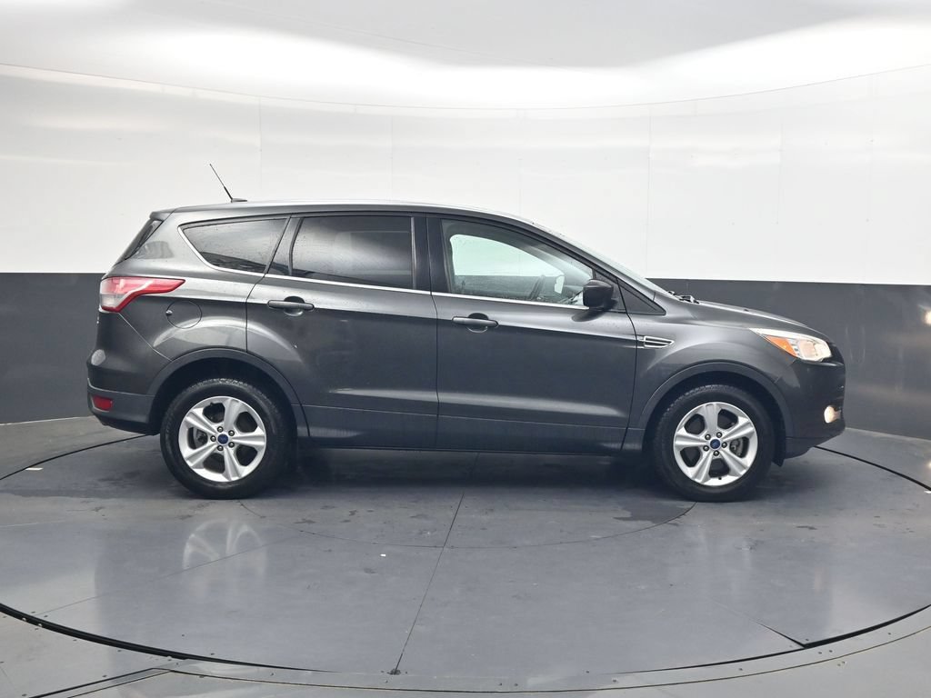 Used 2016 Ford Escape SE FWD image 3
