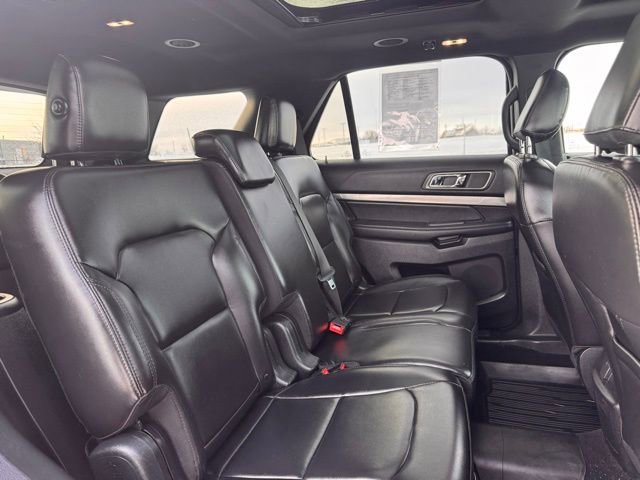 Used 2019 Ford Explorer XLT w/ Equipment Group 202A image 26