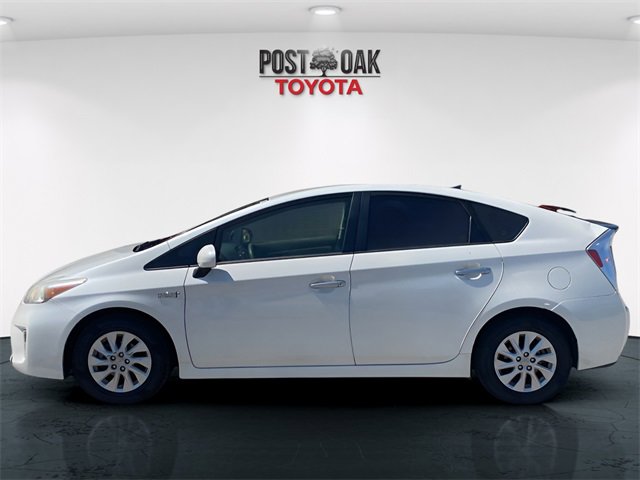 Used 2013 Toyota Prius Plug-In Hybrid image 4