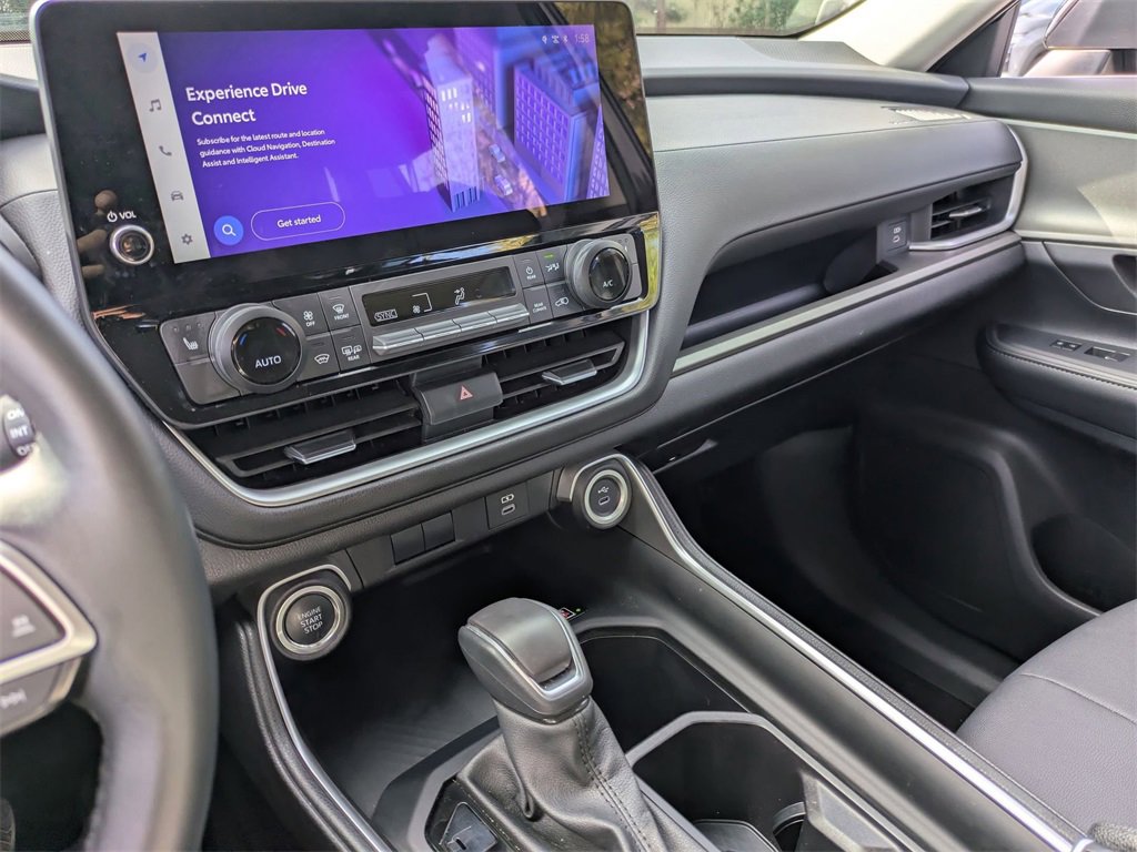 Used 2025 Toyota Grand Highlander AWD image 20