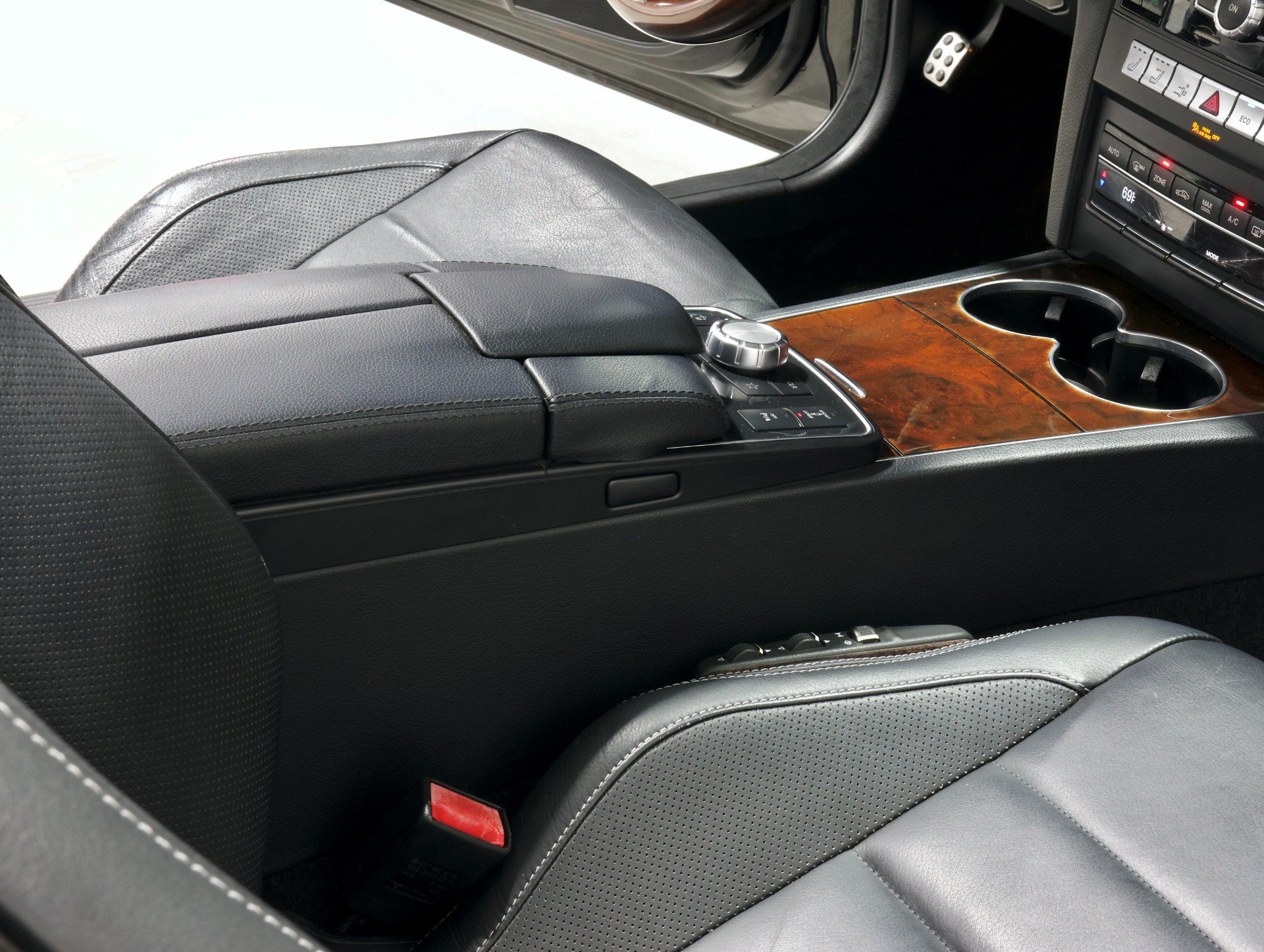 Used 2014 Mercedes-Benz E 550 Cabriolet image 33