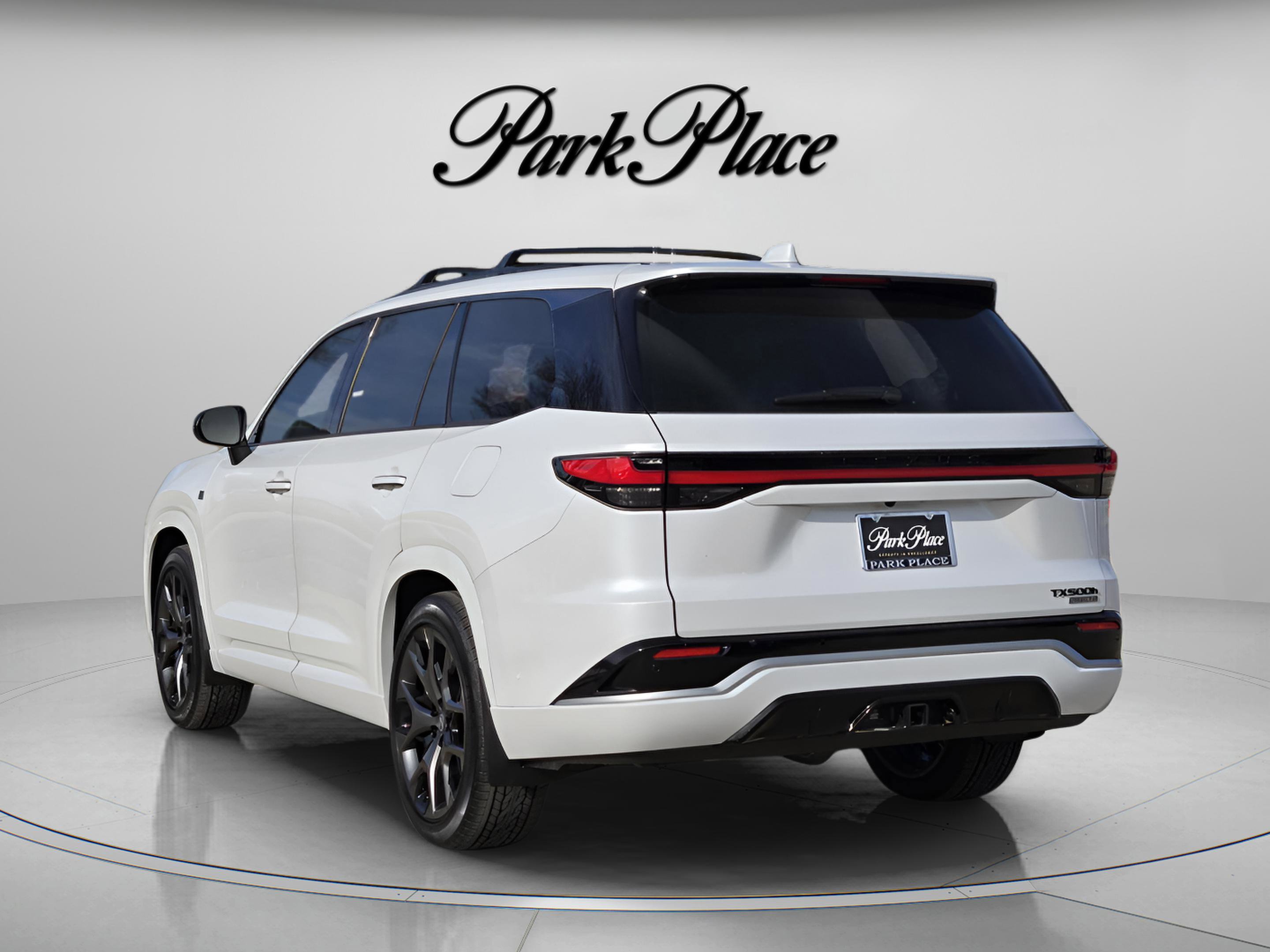 New 2026 Lexus TX 500h AWD image 3