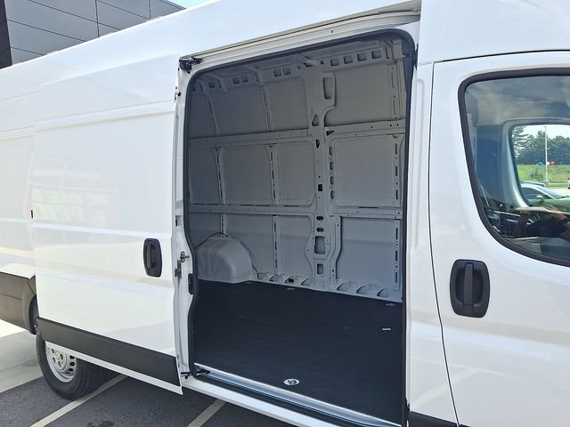 New 2026 RAM ProMaster 3500 w/ Advanced Safety Group FWD image 5