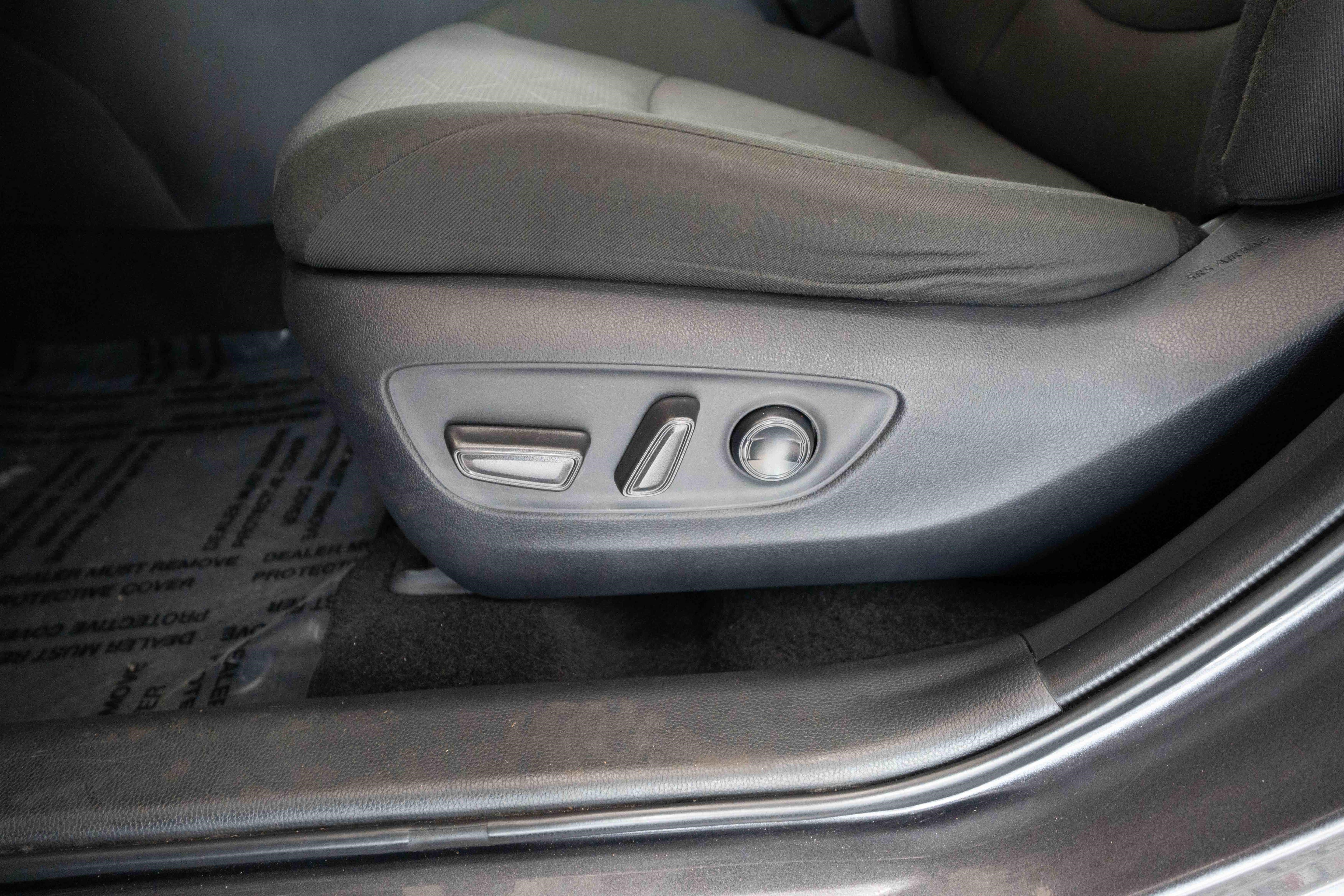 Used 2024 Toyota RAV4 XLE w/ Convenience Package AWD/4WD image 12