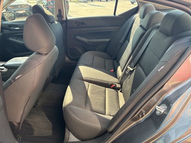 Used 2024 Nissan Altima 2.5 SV image 15