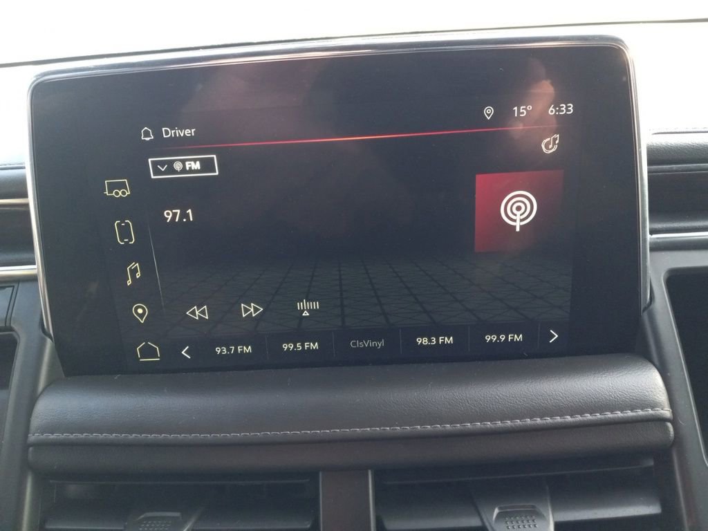 Used 2022 GMC Yukon XL SLE w/ Gmc Pro Safety Plus Package image 34