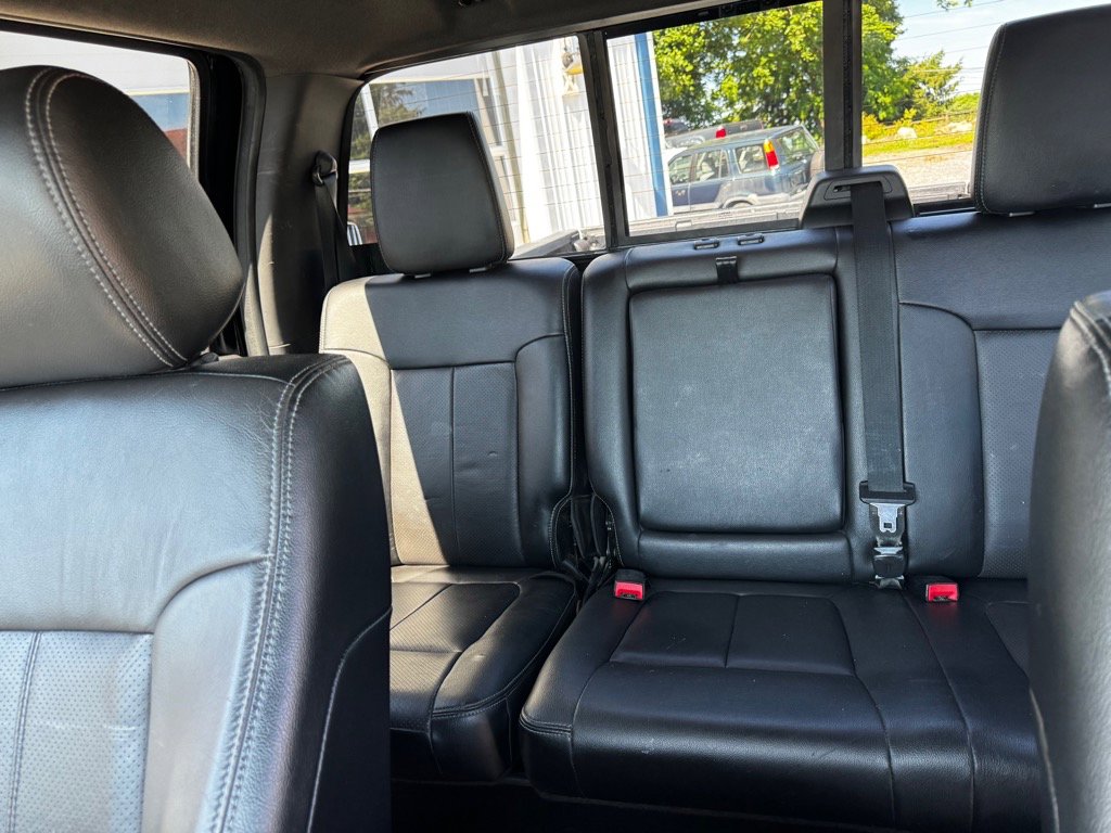 Used 2016 Ford F250 Lariat w/ Chrome Package image 32