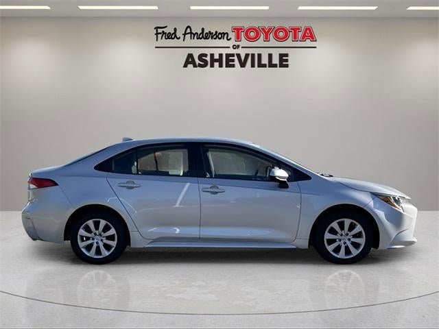 Used 2022 Toyota Corolla LE image 38