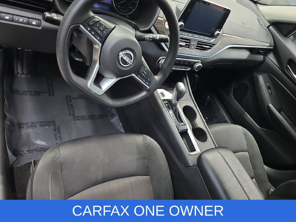 Used 2025 Nissan Altima 2.5 SV FWD image 16