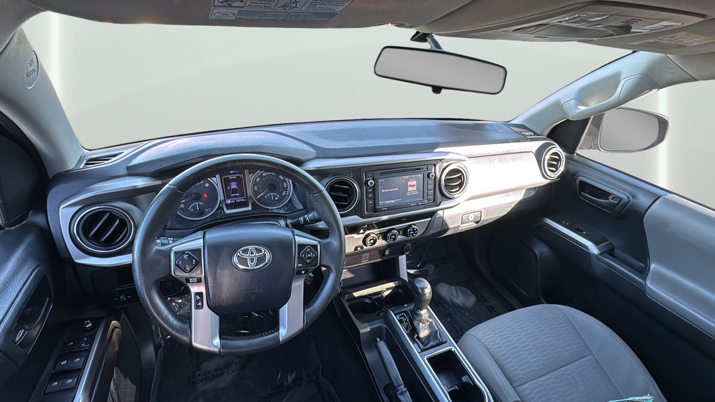 Used 2016 Toyota Tacoma SR5 w/ Towing Package RWD image 15