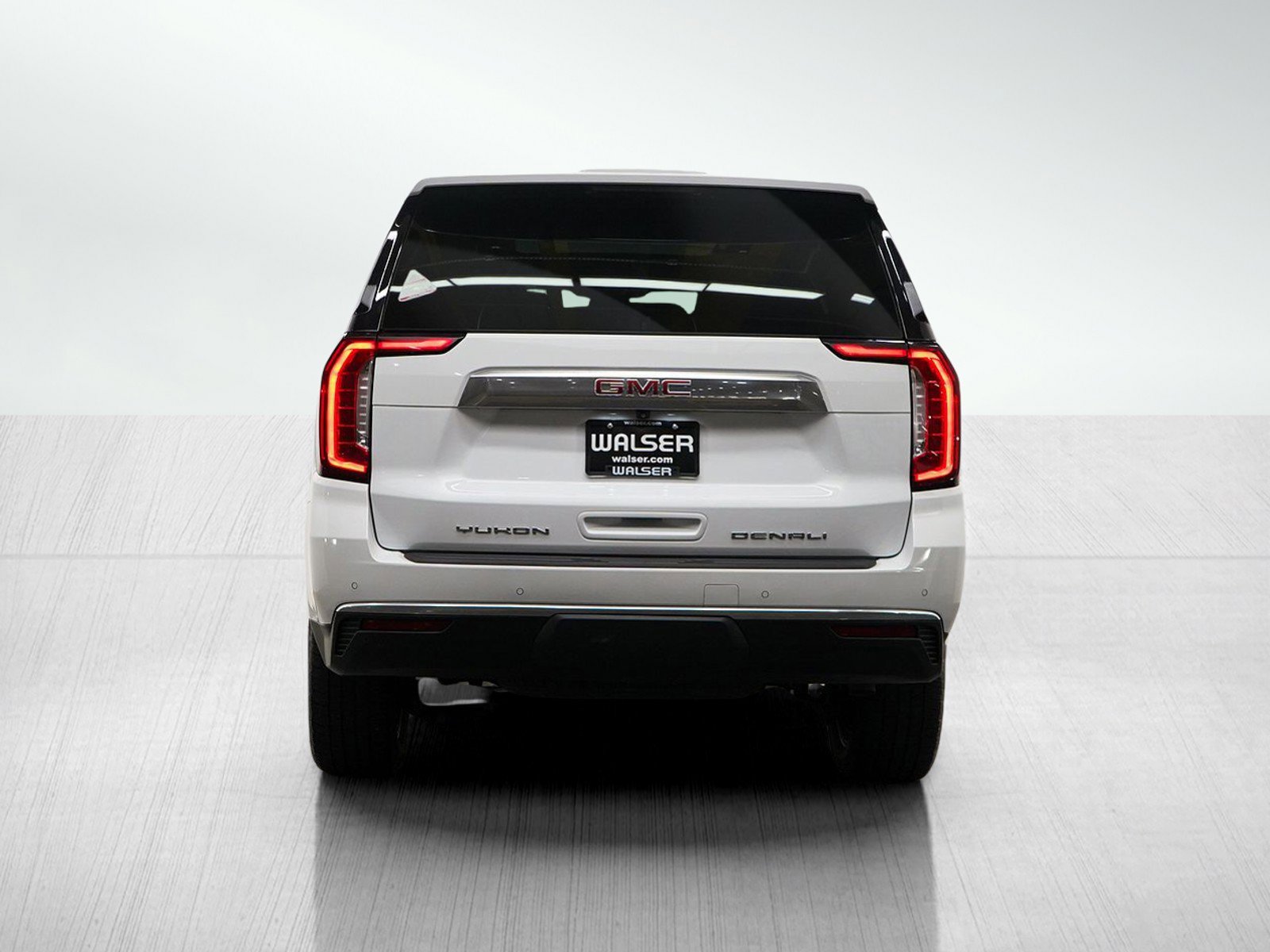 Used 2023 GMC Yukon Denali AWD/4WD image 4