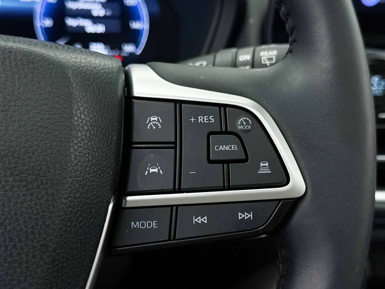 Used 2025 Toyota Grand Highlander FWD image 37