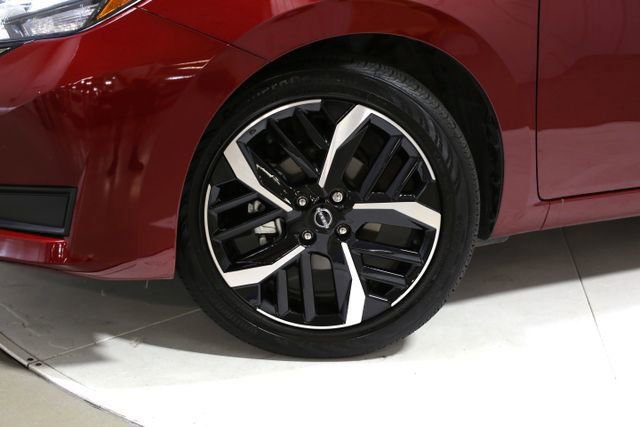 Certified 2025 Nissan Versa SR w/ Trunk Package image 2